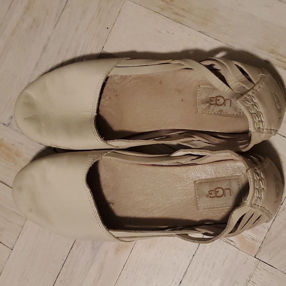 UGG Women's CICILY Espadrille Slip on Flat Shoes - size 8